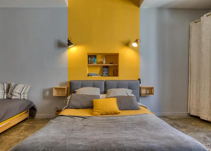 Porte Saint-louis - Pelerins 3* Вовер